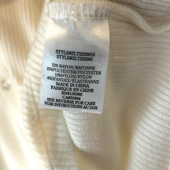 Z Supply Soft Ribbed Button Down Shirt | Medium | Ivory - Picture 5 of 5